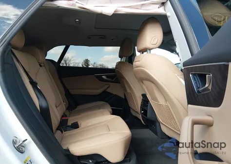 2019 Audi Q8 55 Premium z USA, uszkodzony, nr VIN WA1CVAF11KD009297